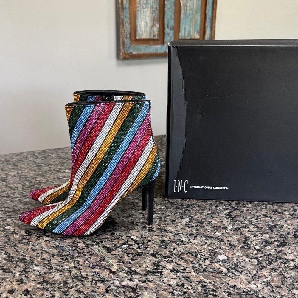 INC International Concepts Multicolor Striped Heeled Boots EUC 8
